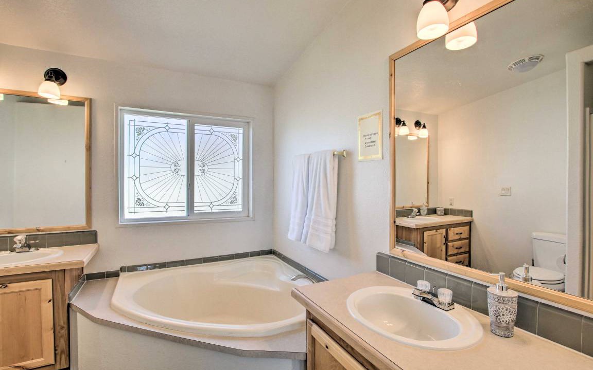 Photo of Bathroom in Hyland Beach