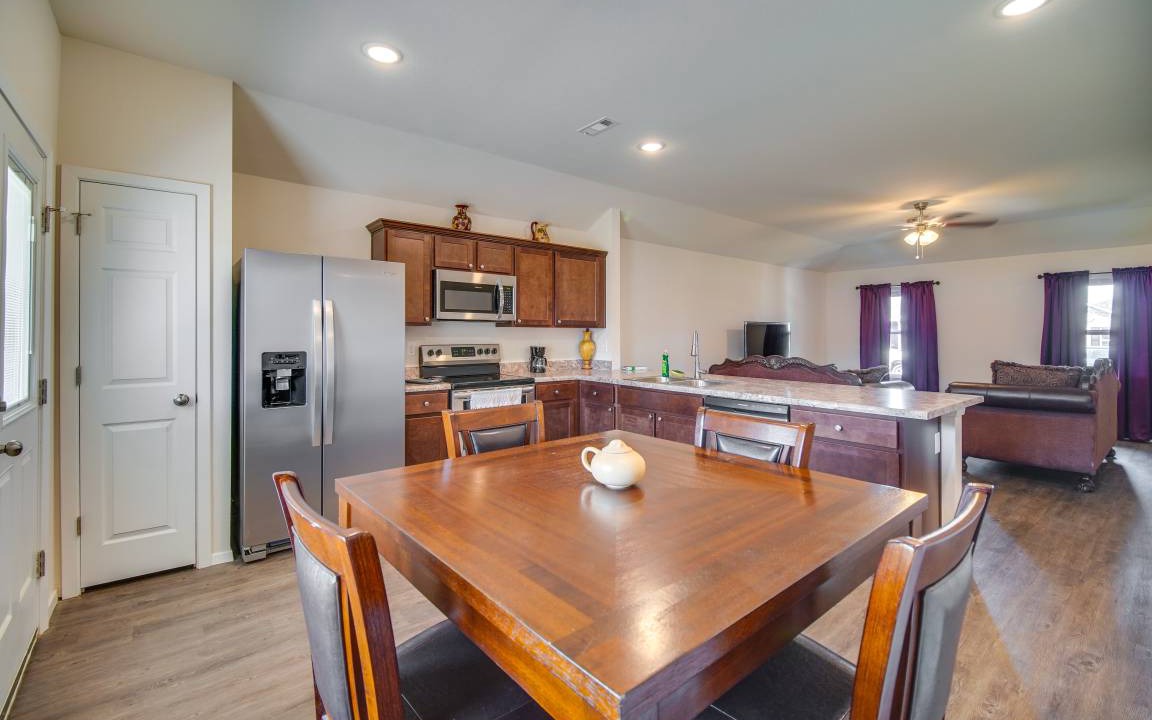 Photo of Livingroom in Sebastian County