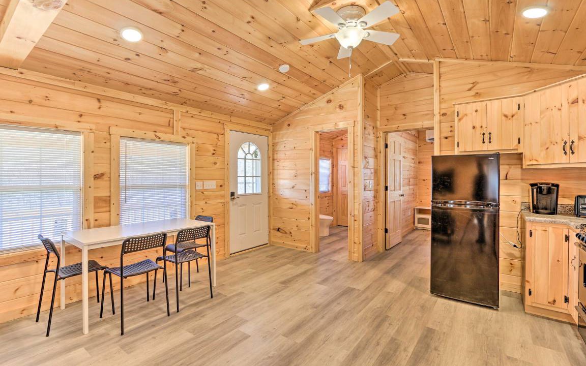 Photo of Kitchen in Laurelville