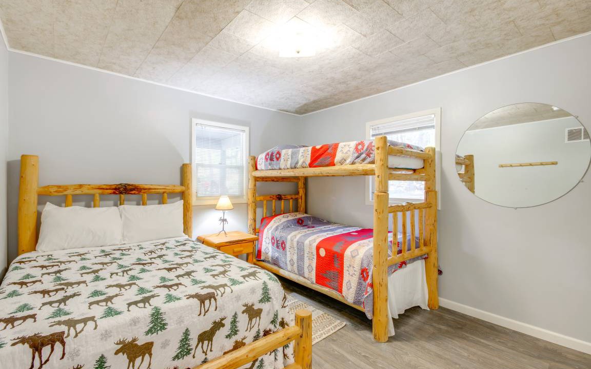 Photo of Bedroom in McLeod