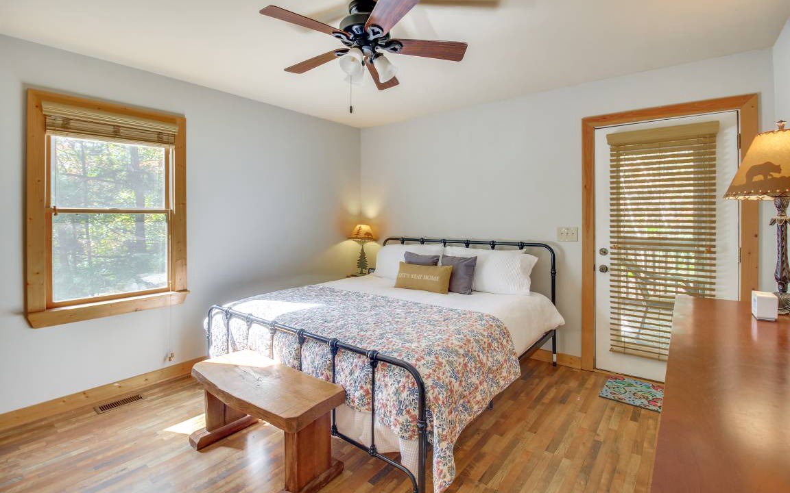Photo of Bedroom in Ellijay