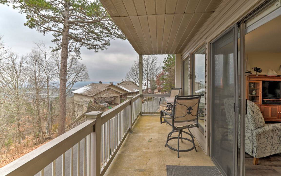 Photo of Patio Balcony in Fairfield Bay