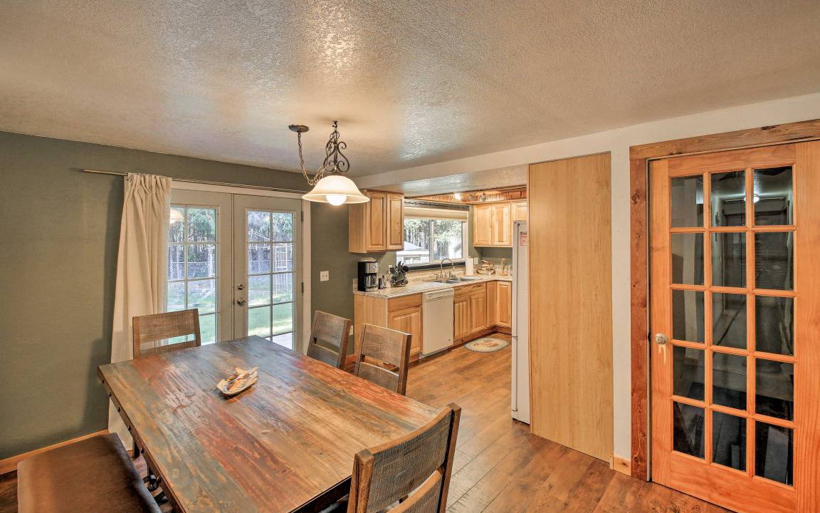 Photo of Livingroom in Priest River