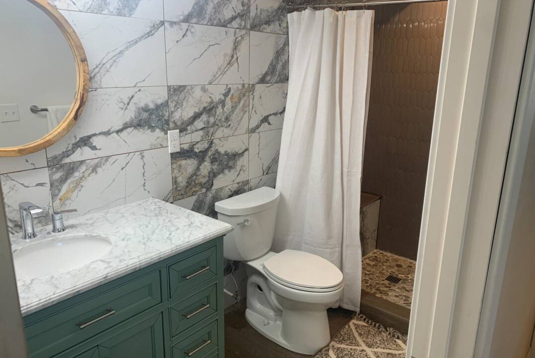 Photo of Bathroom in Roy