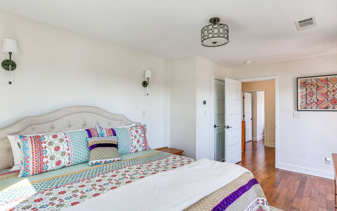 Photo of Bedroom in Counce