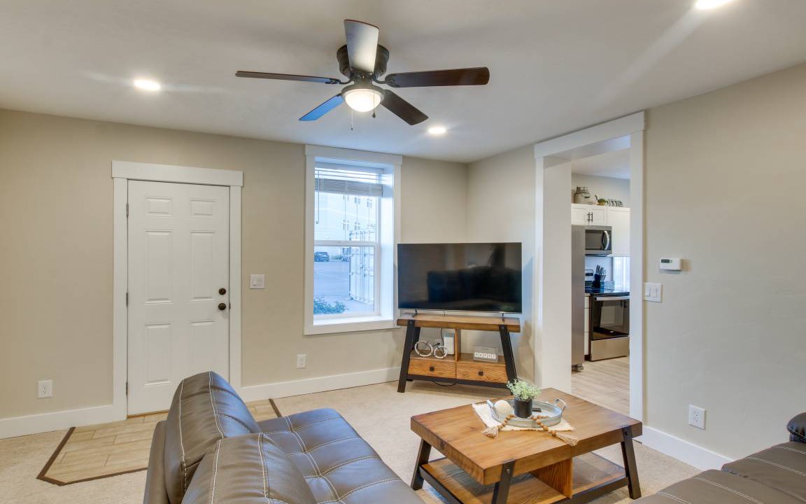 Photo of Livingroom in Logan