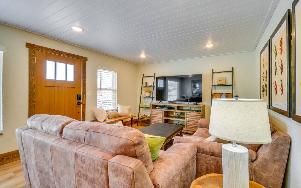 Photo of Livingroom in Thermopolis