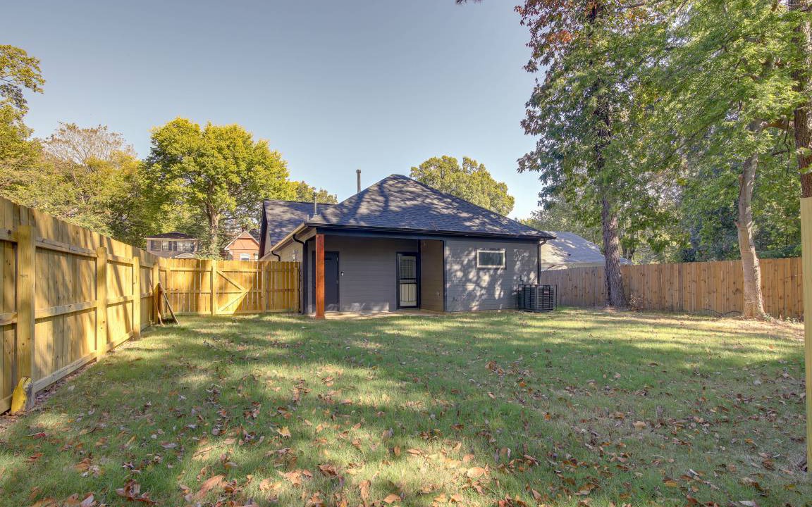 Photo of Others in South Memphis
