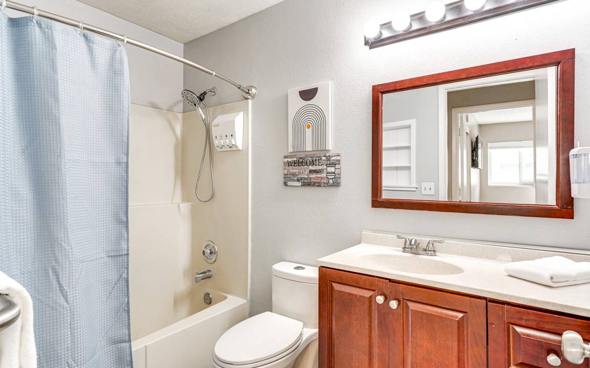 Photo of Bathroom in Drexel Heights