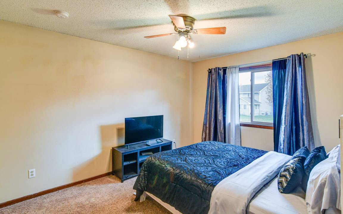Photo of Bedroom in Urbandale
