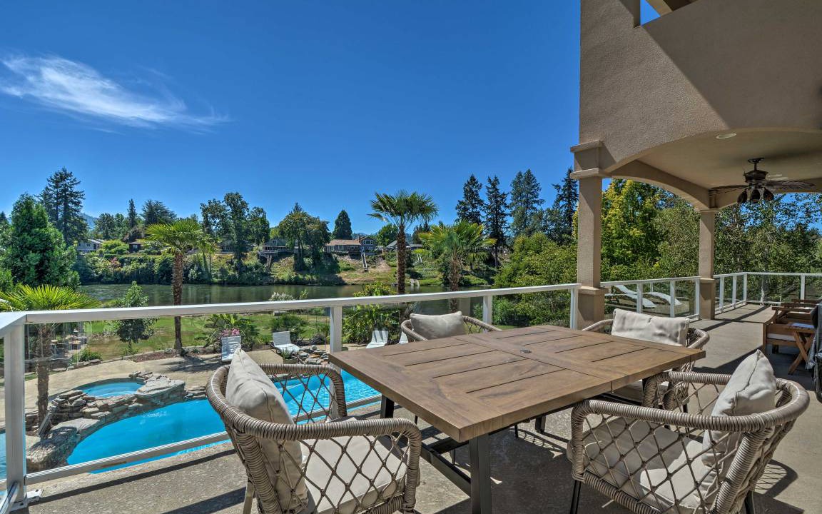Photo of Patio Balcony in Grants Pass