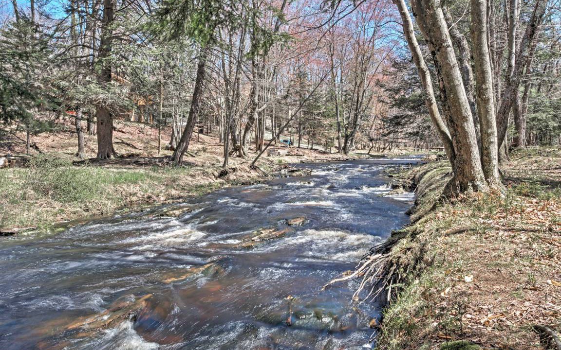 Photo of Others in Pocono Lake