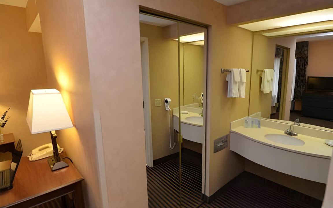Photo of Bathroom in State College