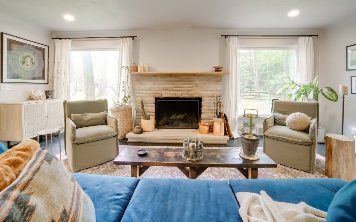 Photo of Livingroom in Willoughby