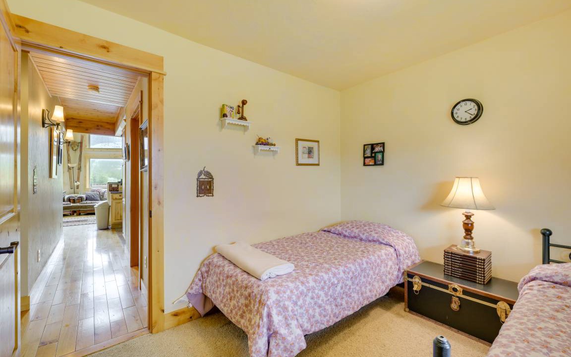 Photo of Bedroom in Alder