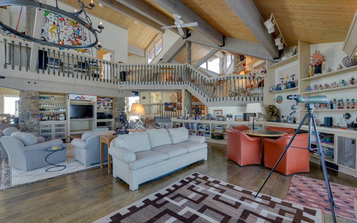 Photo of Livingroom in Cora