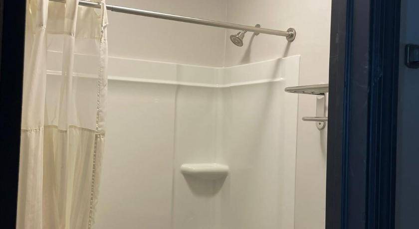 Photo of Bathroom in Xenia