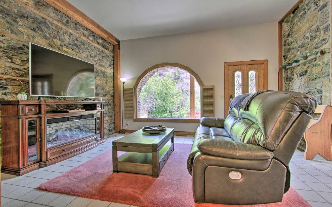 Photo of Livingroom in Helena