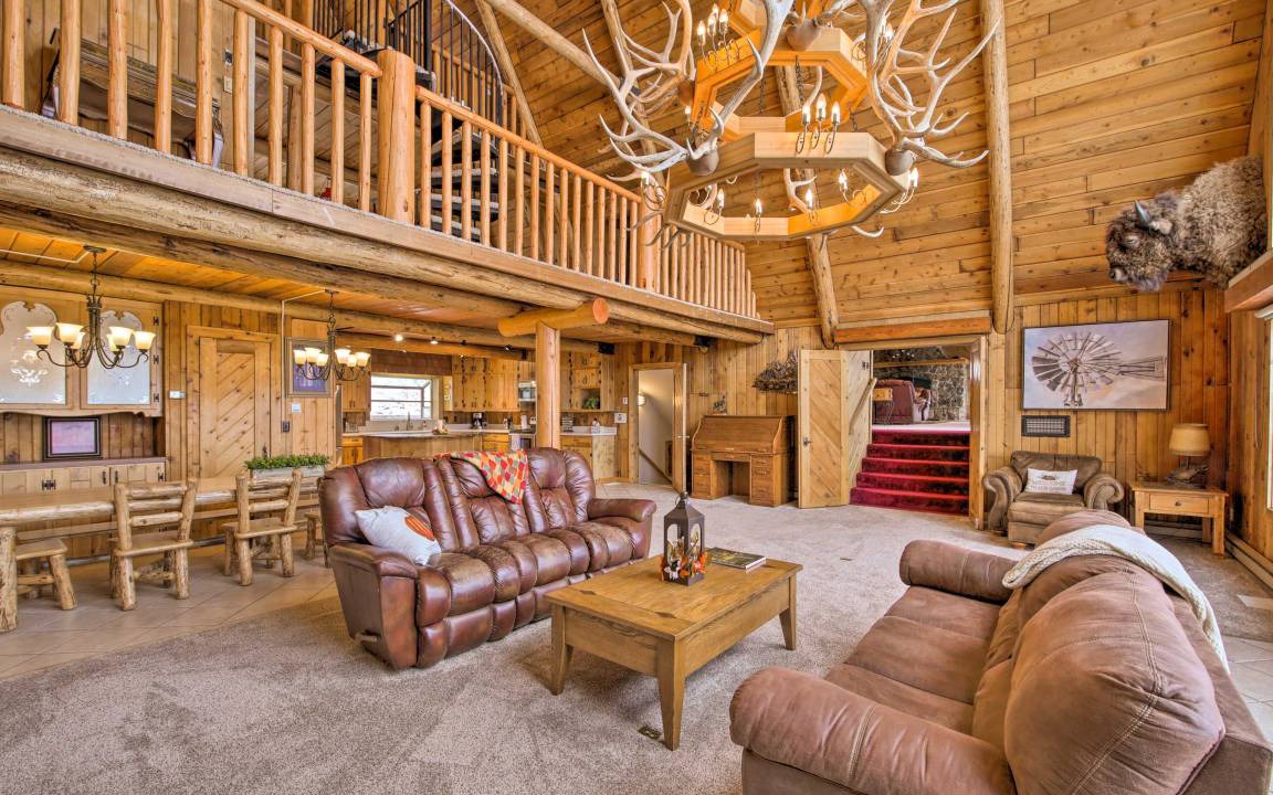 Photo of Livingroom in Bozeman