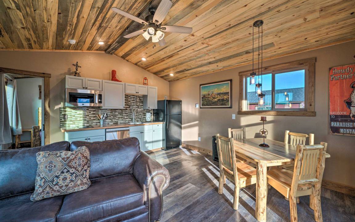 Photo of Livingroom in Livingston