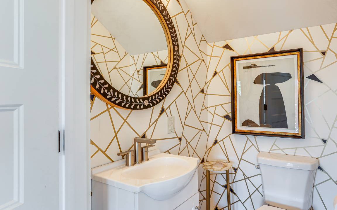 Photo of Bathroom in Counce