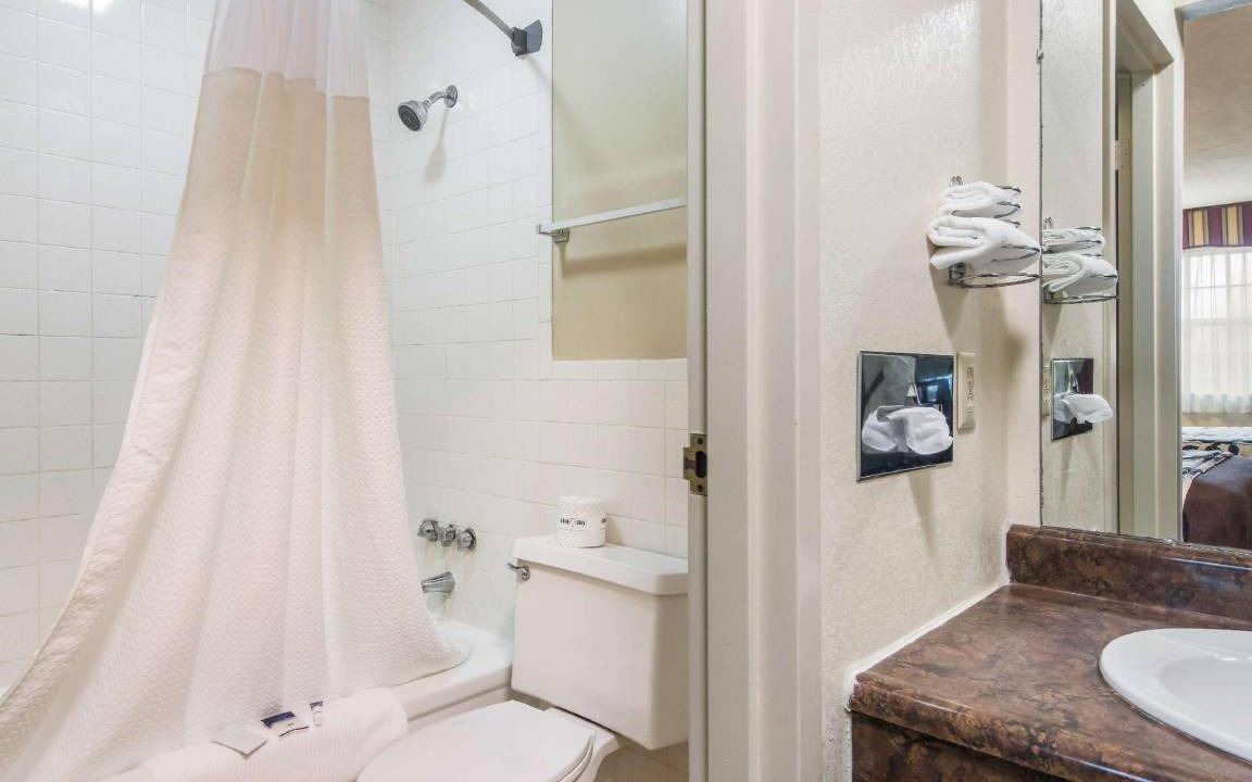 Photo of Bathroom in Alliance