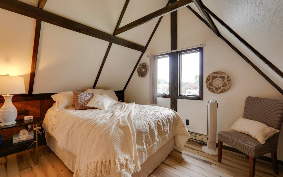 Photo of Bedroom in St. Marys