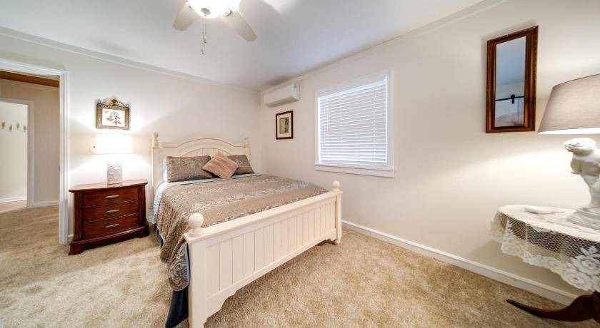 Photo of Bedroom in North Jackson