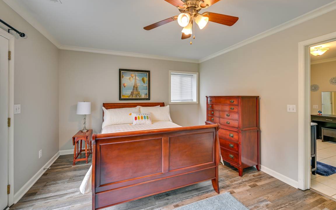 Photo of Bedroom in Berry