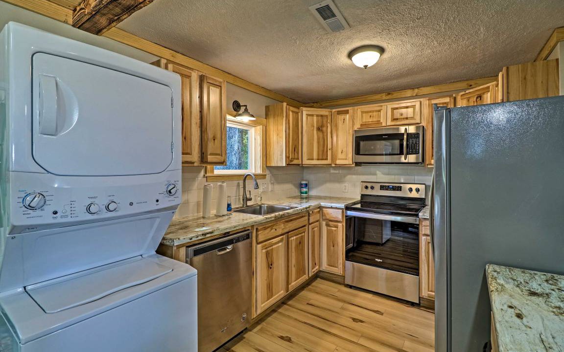 Photo of Kitchen in Elizabeth