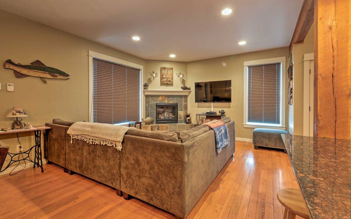 Photo of Livingroom in Valley West