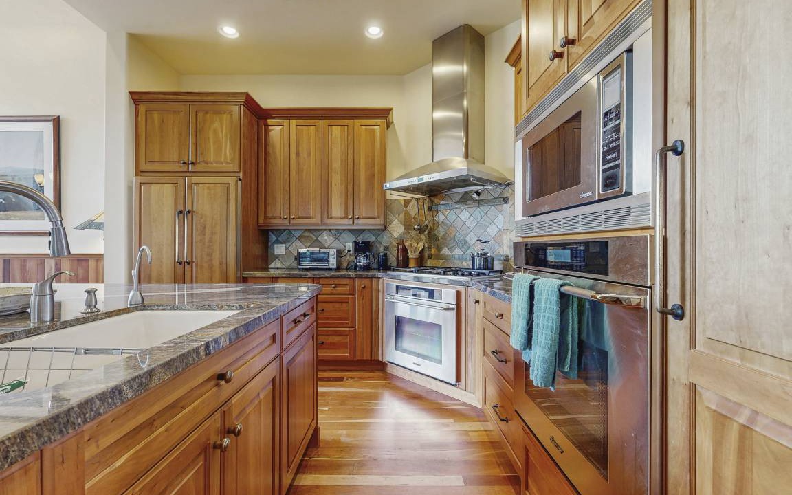 Photo of Kitchen in Elkhorn Village