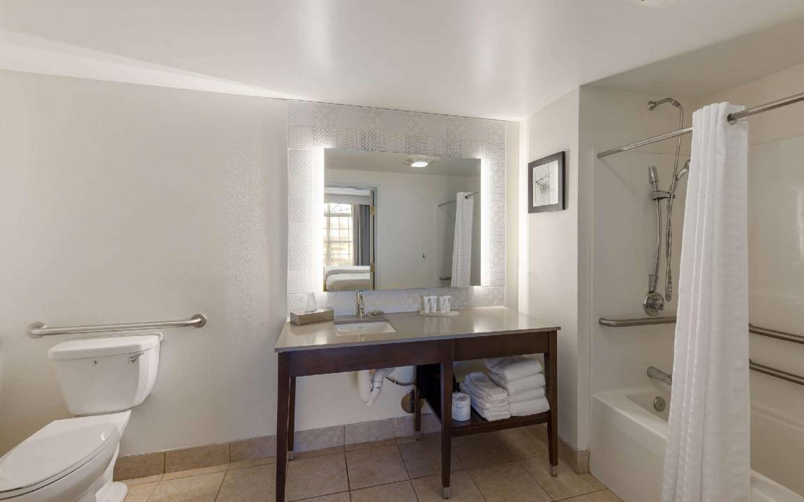 Photo of Bathroom in Findlay