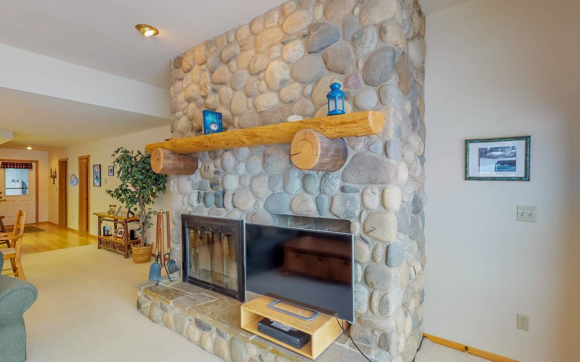 Photo of Others in Big Sky Meadow Village