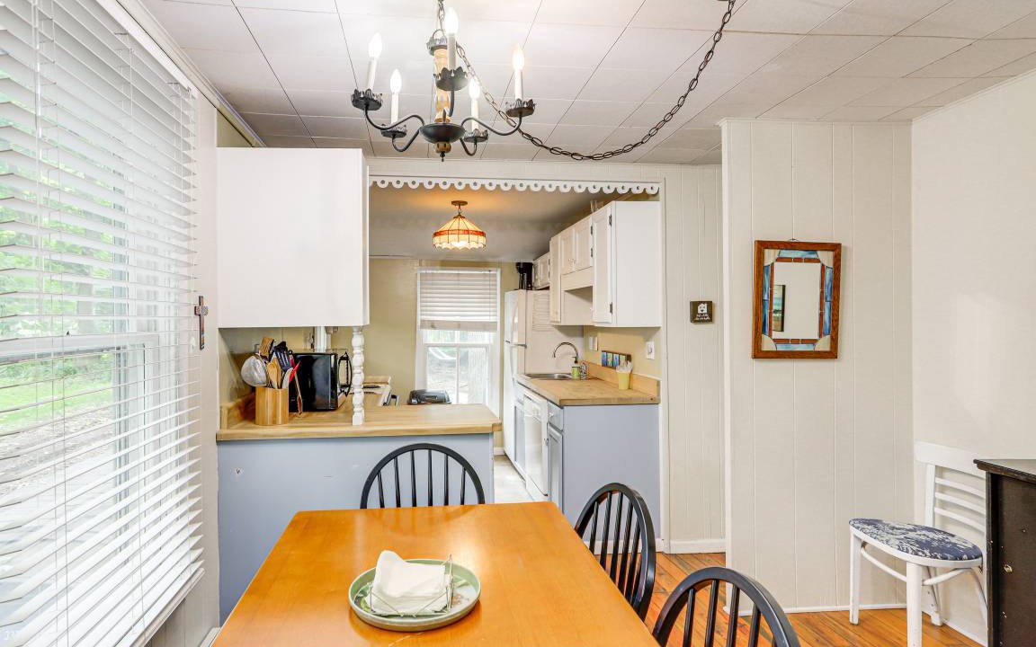 Photo of Kitchen in Lakeside