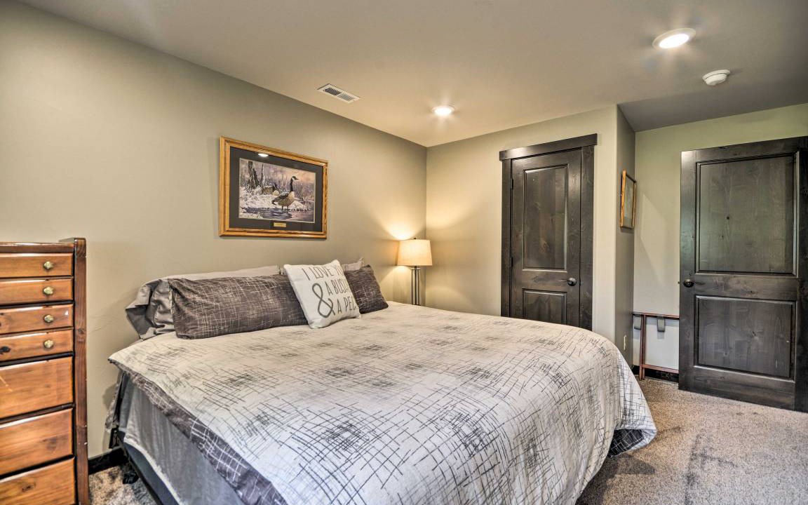 Photo of Bedroom in McLeod