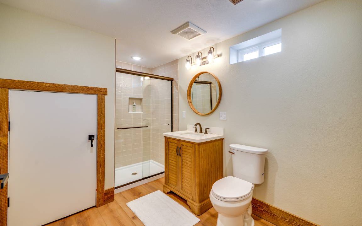 Photo of Bathroom in Thermopolis