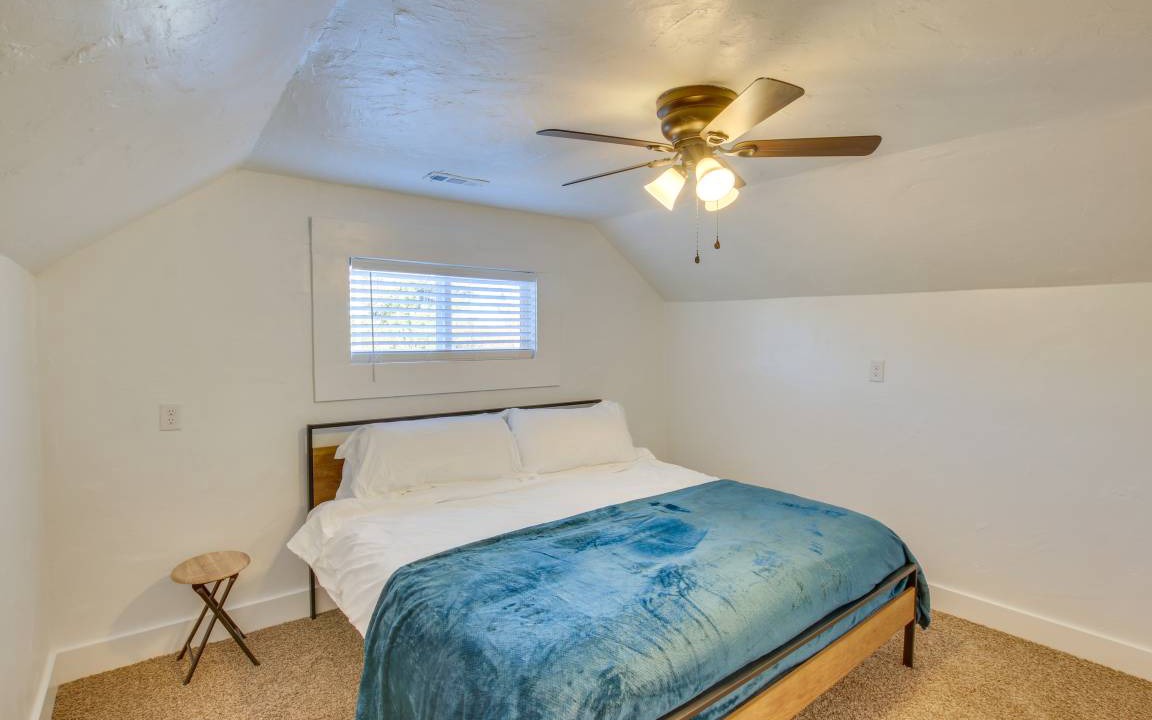 Photo of Bedroom in Logan