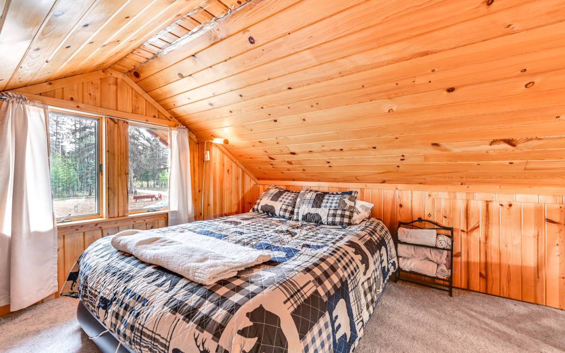 Photo of Bedroom in Bigfork