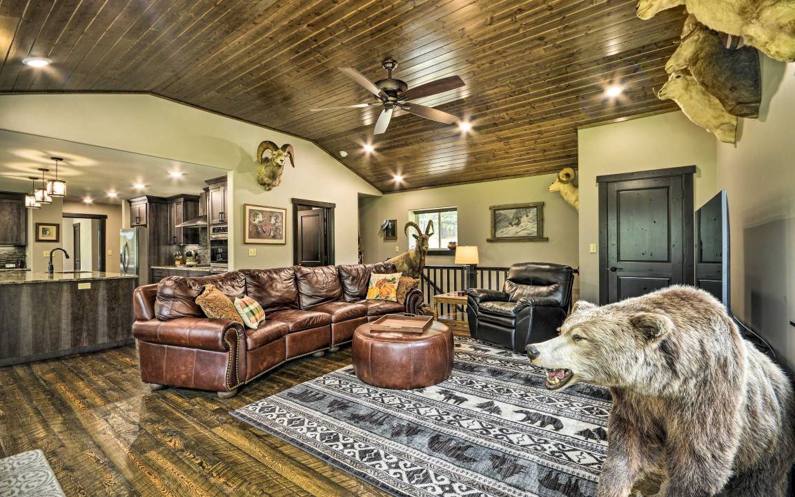 Photo of Livingroom in McLeod