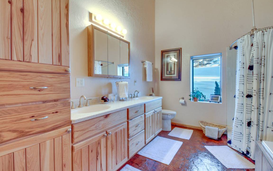 Photo of Bathroom in Great Falls
