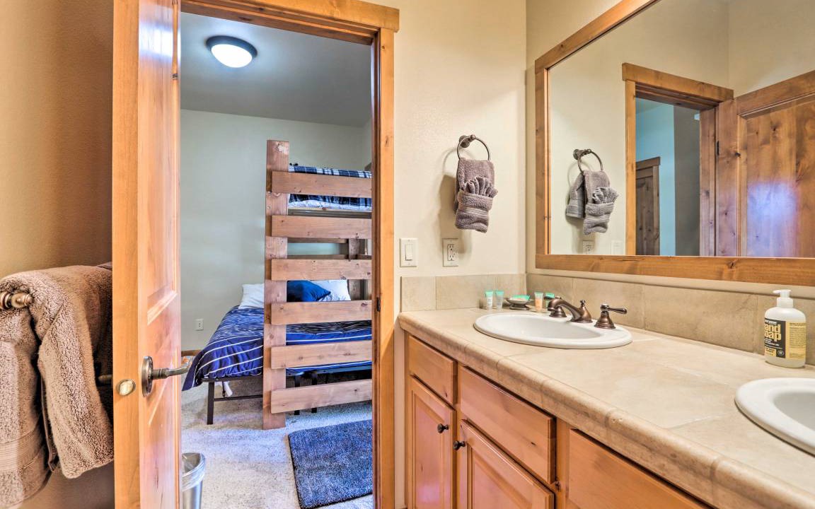 Photo of Bathroom in Tamarack Resort