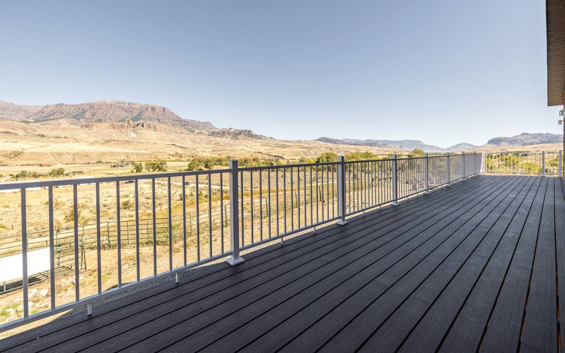 Photo of Patio Balcony in Wapiti