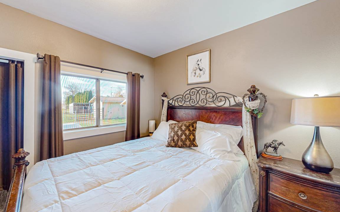 Photo of Bedroom in Touchet
