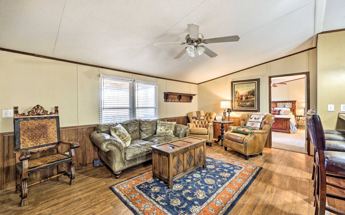 Photo of Livingroom in Ozark