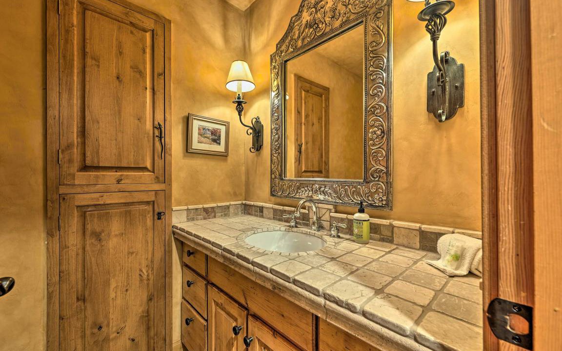 Photo of Bathroom in Twin Creeks