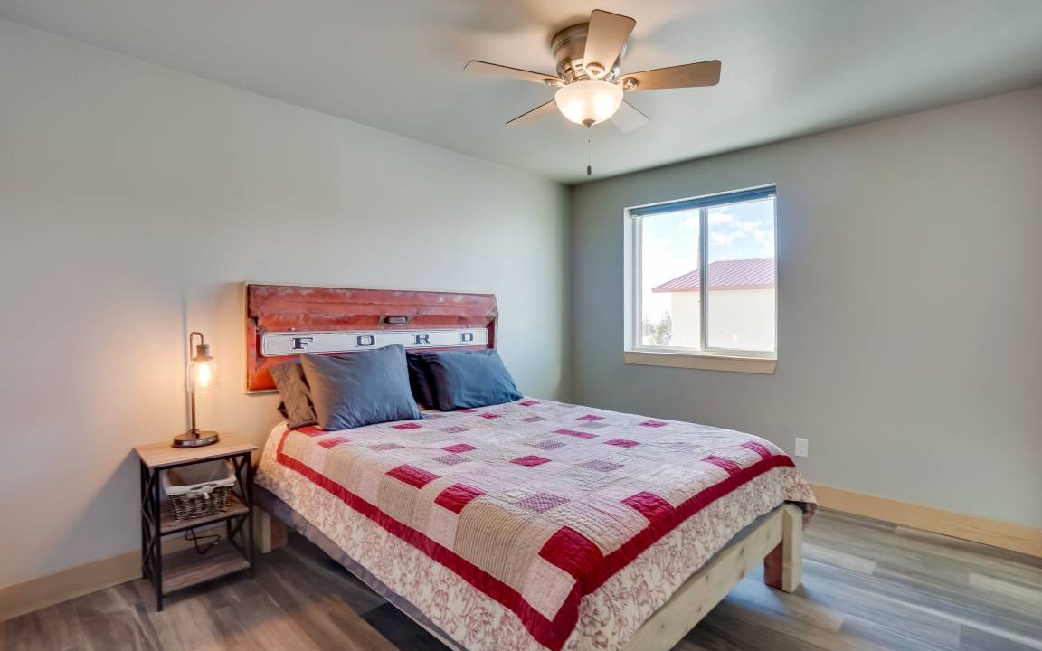 Photo of Bedroom in Saratoga