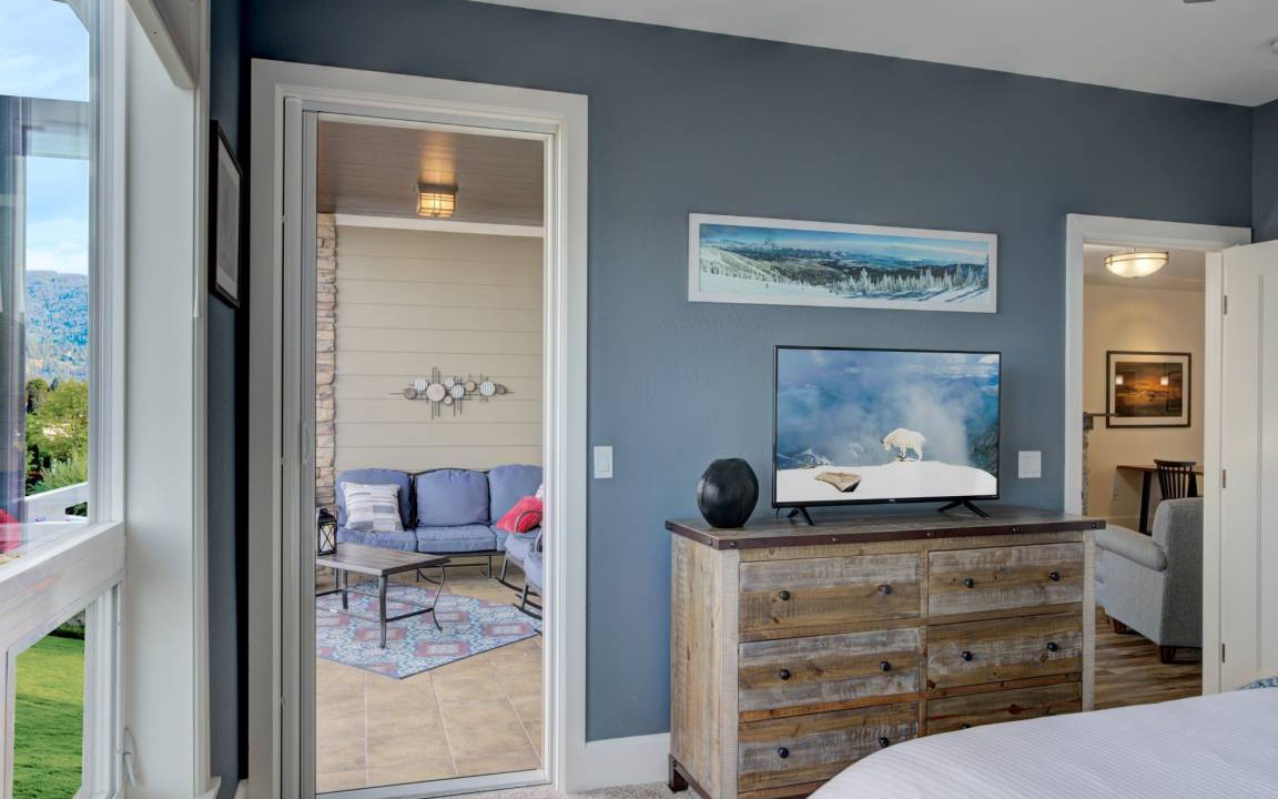 Photo of Bedroom in Sandpoint