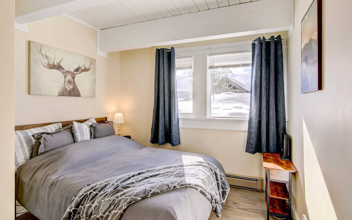 Photo of Others in Big Sky Meadow Village