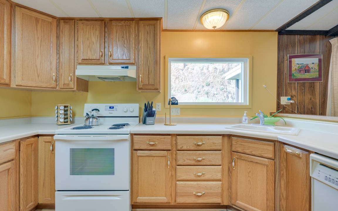 Photo of Kitchen in Salmon